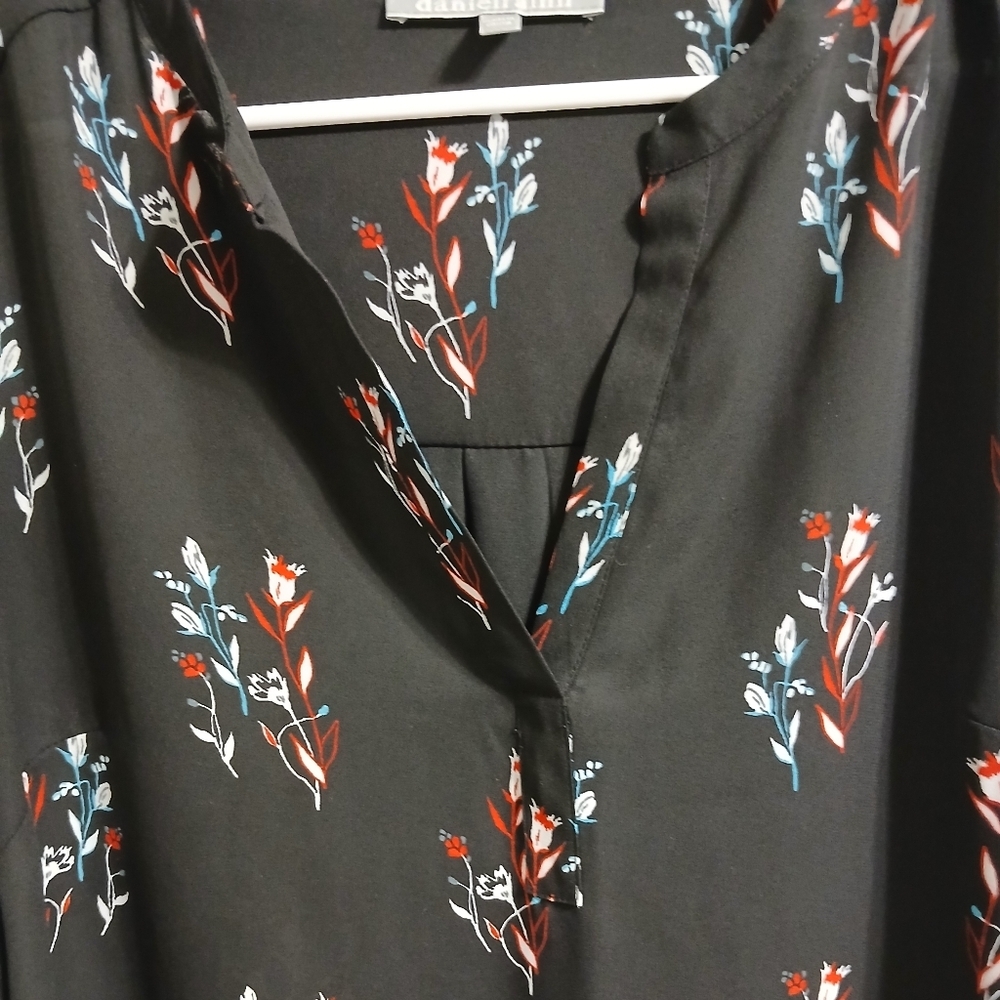 Floral Black Blouse - Picture 5 of 13